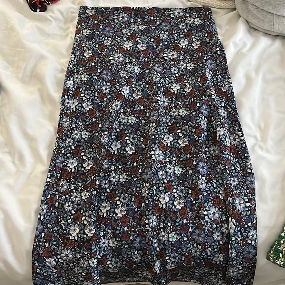 LOFT petite floral skirt